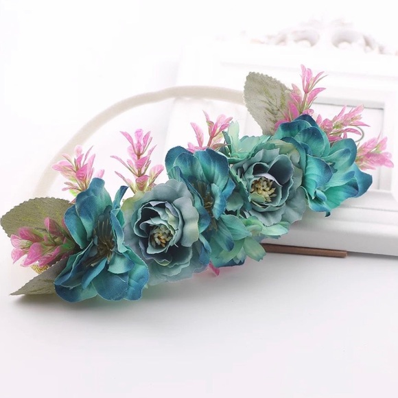 Elastic Floral Hair Wreaths - Picture 1 of 5